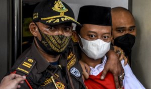 herry wirawan herry wirawan